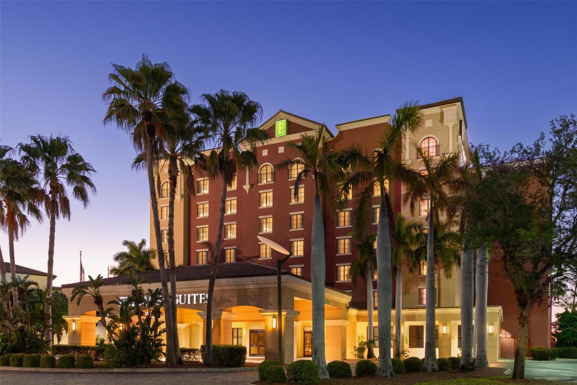 Embassy Suites Fort Myers - Estero Exteriér fotografie